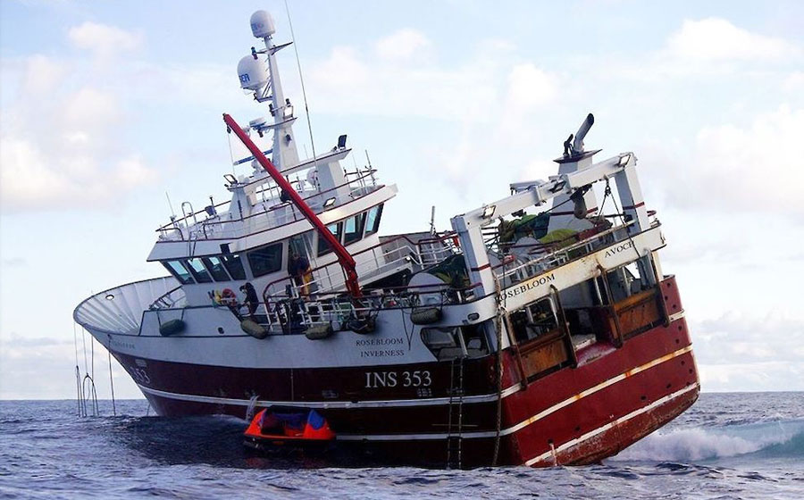 Ocean Kinetics successfully rescue the Rosebloom vessel
